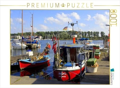 Calvendo Fischerhafen Travemünde an der Hafeneinfahrt