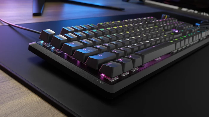 Corsair Gaming K70 CORE, schwarz, MLX RED, USB, DE