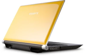 GIGABYTE P25W, Core i7-4700MQ, 8GB RAM, 128GB SSD, 1TB HDD, GeForce GTX 770M, DE