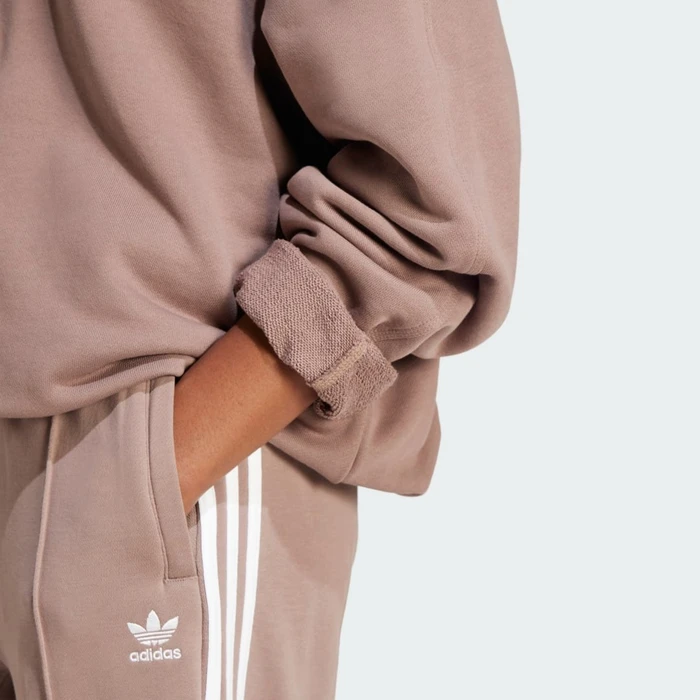 adidas Essentials Oversized French Terry Sweatshirt trace brown (Damen)
