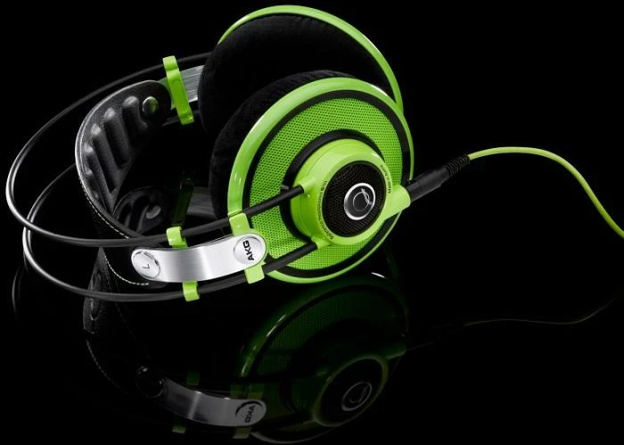 AKG Q701 grün