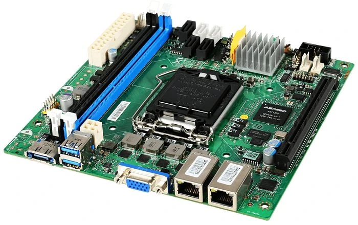 MSI CSM-C222-089 (Intel 1150)