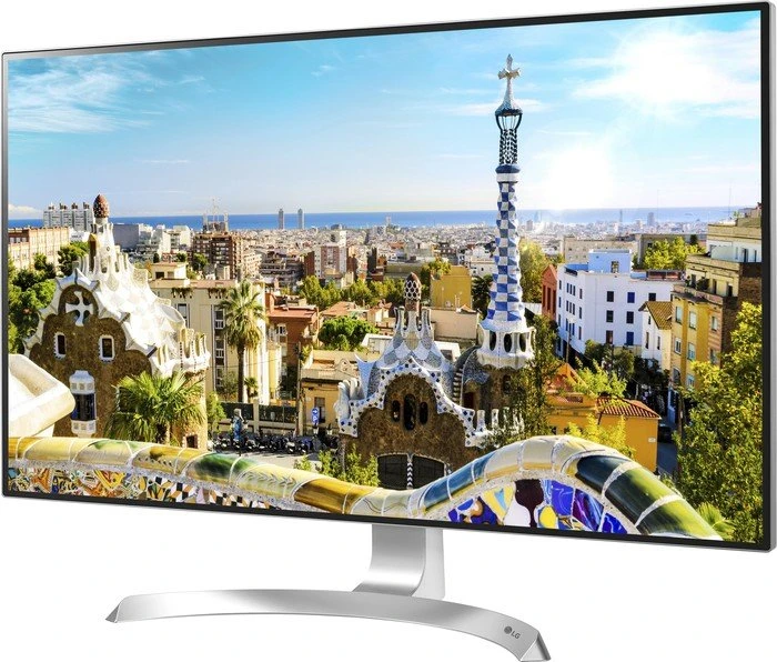 LG 32UD99-W, 31.5"