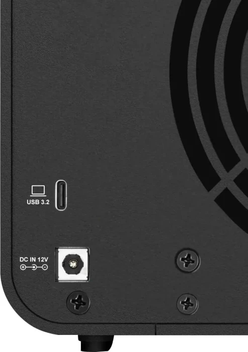 TerraMaster D4-320, USB-C 3.1