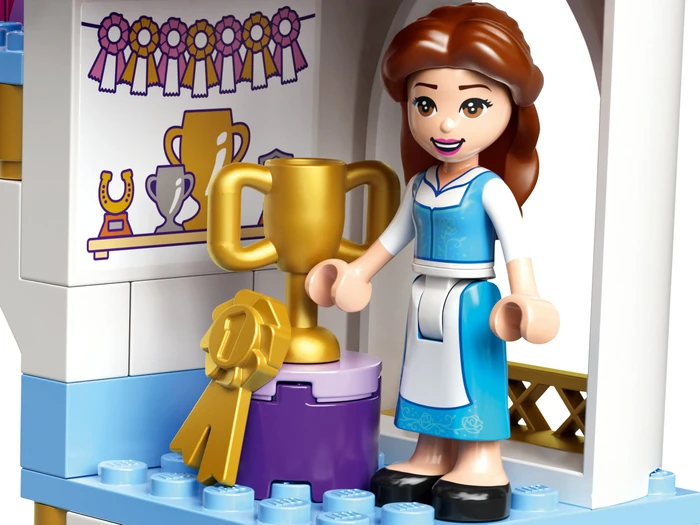 LEGO Disney Princess - Belles und Rapunzels königliche Ställe