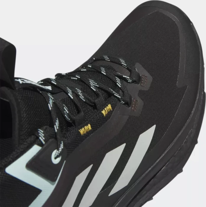 adidas Terrex Free Hiker 2.0 GTX core black/wonder silver/semi flash aqua (Herren)