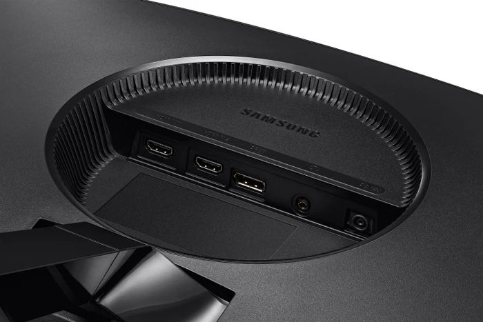 Samsung CRG5 (2019), 23.5"