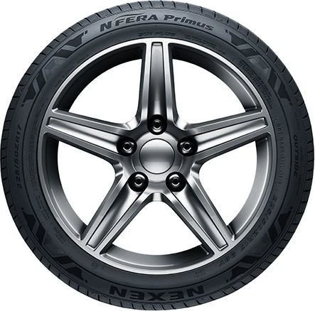 Nexen N'Fera Primus 215/60 R17 96V