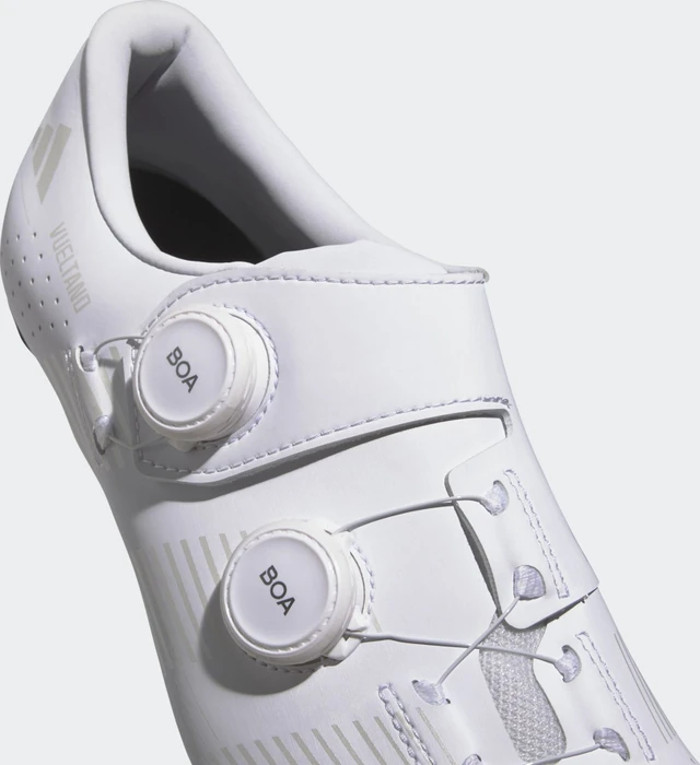 adidas Vueltano Carbon cloud white/crystal white/core black