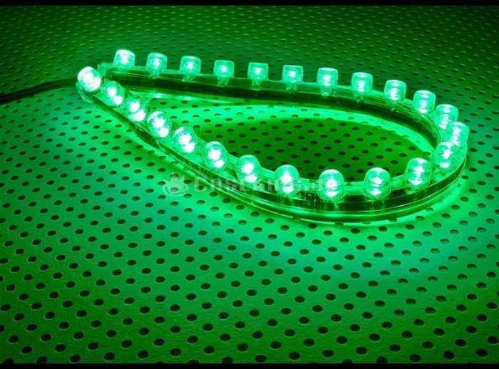 Lamptron FlexLight, grün beleuchtet