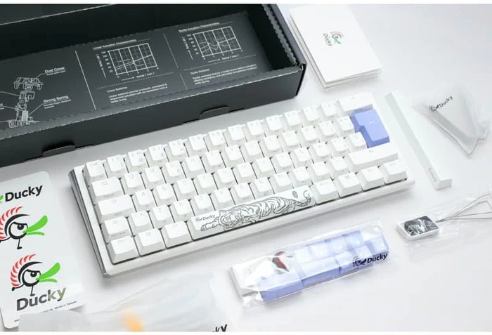 Ducky One 3 Mini PBT, LEDs RGB, Pure White, MX RGB CLEAR, USB, ES
