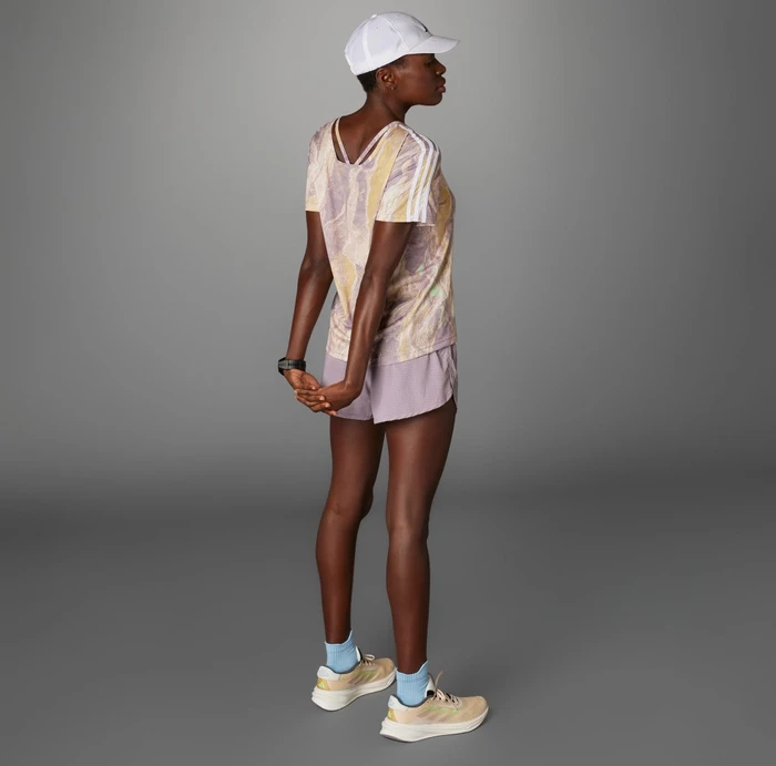 adidas Move for the Planet AirChill Laufshirt kurzarm crystal sand/preloved fig green spark/oat (Damen)