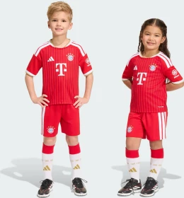 adidas FC Bayern München Kids 2026/2027 Heimausrüstung kurzarm (Junior)