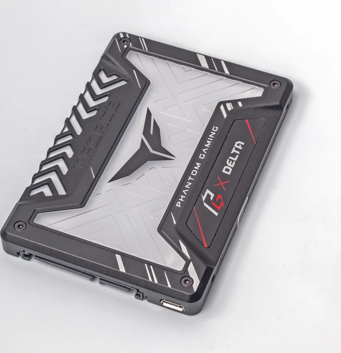 TeamGroup T-Force Delta Phantom Gaming RGB SSD 1TB, 2.5" / SATA 6Gb/s