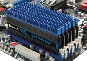 Corsair XMS3 Dominator UDIMM 24GB Kit, DDR3-1600, CL9-9-9-24