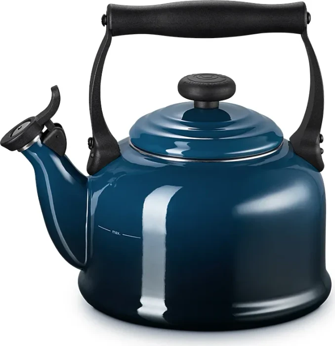 Le Creuset Tradition Wasserkessel 2.1l nuit
