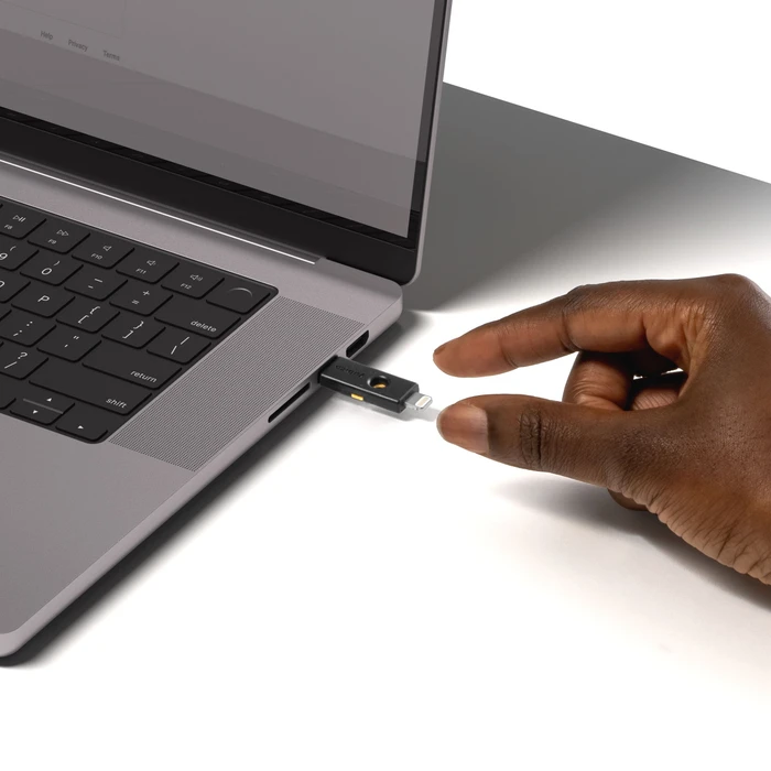 Yubico YubiKey 5Ci FIPS, USB-C/Lightning, 1 Stück