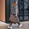 Reisenthel loopbag hobo Handtasche teddy chocolate Vorschaubild