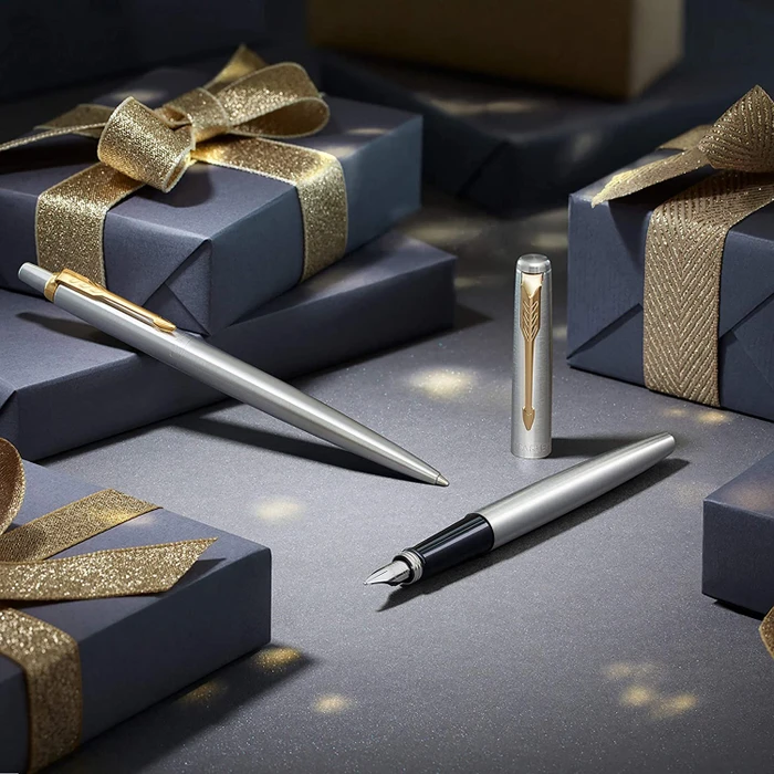 Parker Jotter bond street black, rechte Hand, mittel, Geschenkbox