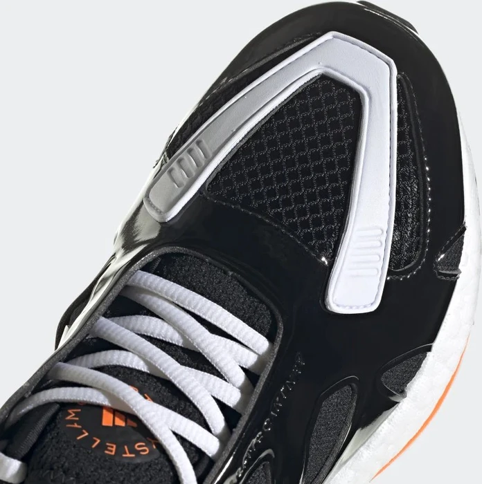 adidas Ultraboost 22 core black/cloud white/signal orange (Damen)