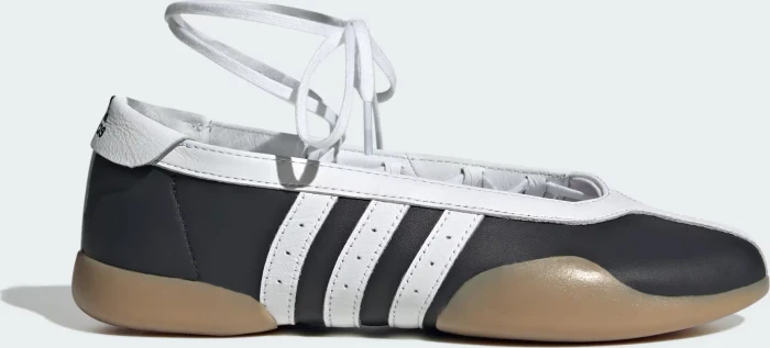 adidas Originals Taekwondo Mei core black/cloud white/gum (Damen)