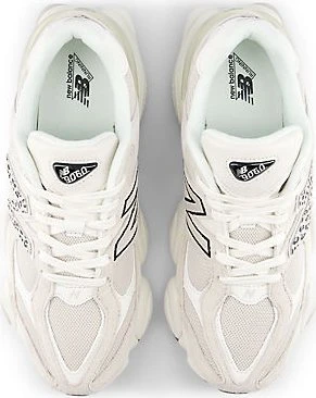 New Balance 9060 moonbeam
