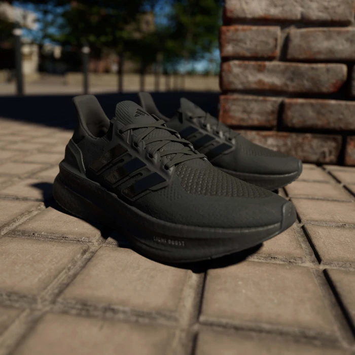 adidas Ultraboost 5 core black