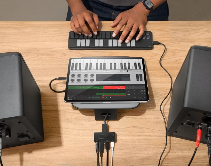 Twelve South StayGo mini schwarz, USB-C Hub, USB-C 2.0 [Buchse]