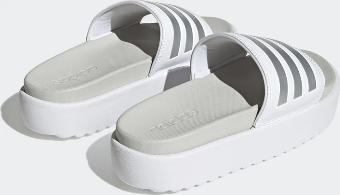 adidas Platform Adilette cloud white/zero metallic/grey one (Damen)