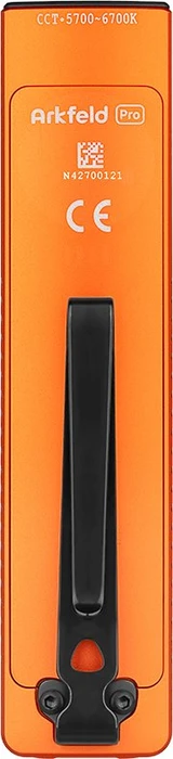 OLight Arkfeld Pro EDC Taschenlampe orange