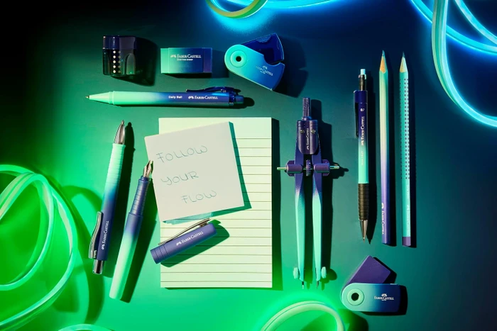 Faber-Castell Füller Poly Pen buzzing blue, rechte Hand/linke Hand, mittel
