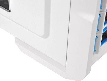 Thermaltake Chaser A31 Snow Edition, Acrylfenster
