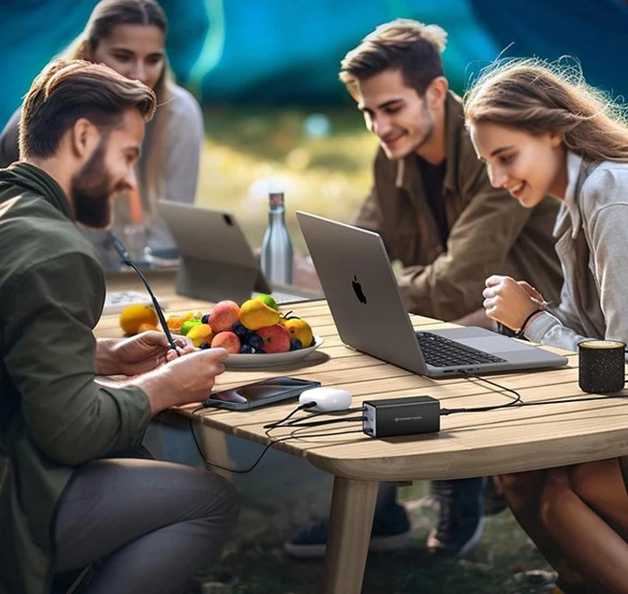 Conceptronic USB GaN Ladegerät, 4x USB-C + 2x USB-A, 200W schwarz