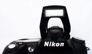 Nikon D90 mit Objektiv AF-S DX 18-105mm 3.5-5.6 G ED VR