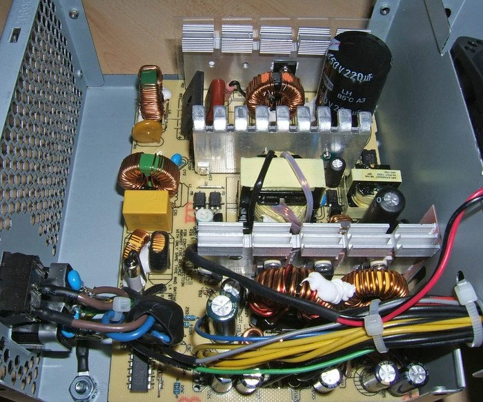 FSP FSP350-60HHN(85) 350W, ATX 2.3