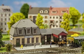 Faller Bahnhof Hüinghausen