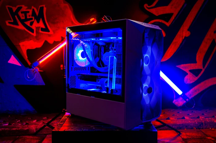 Cooler Master MasterBox TD300 Mesh, schwarz, Glasfenster