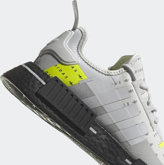 adidas NMD_R1 cloud white/crystal white/team solar yellow (Herren)