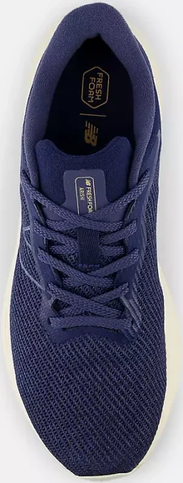 New Balance Fresh Foam Arishi v4 nb navy/vintage indigo/angora (Herren)