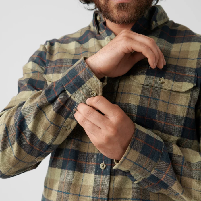 Fjällräven Singi Heavy Flannel Hemd langarm dark sand (Herren)