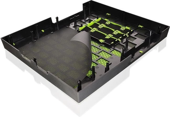 Thermaltake Core X5 Riing Edition, Acrylfenster