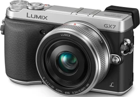 Panasonic Lumix DMC-GX7 silber mit Objektiv Lumix G 20mm 1.7 II ASPH