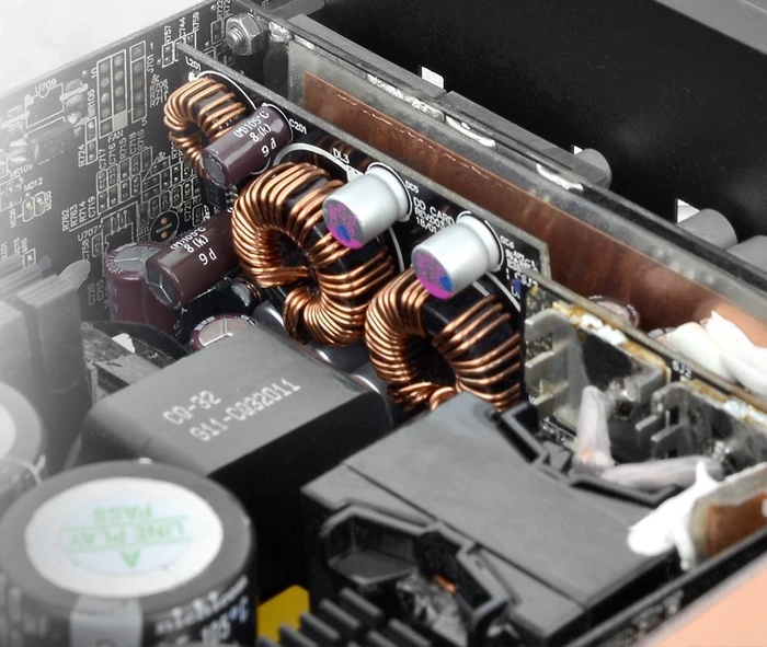 Thermaltake ToughPower GF1 1200W, ATX 2.4
