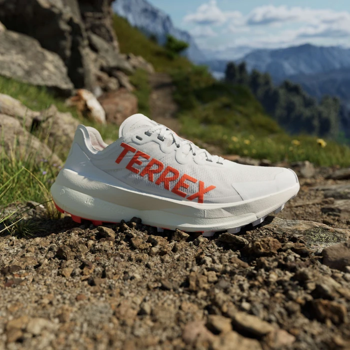 adidas Terrex Agravic Speed cloud white/impact orange/dash grey (Damen)