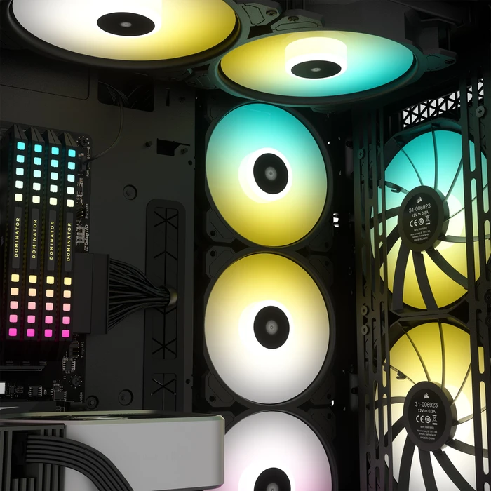 Corsair 7000D Airflow, schwarz, Glasfenster