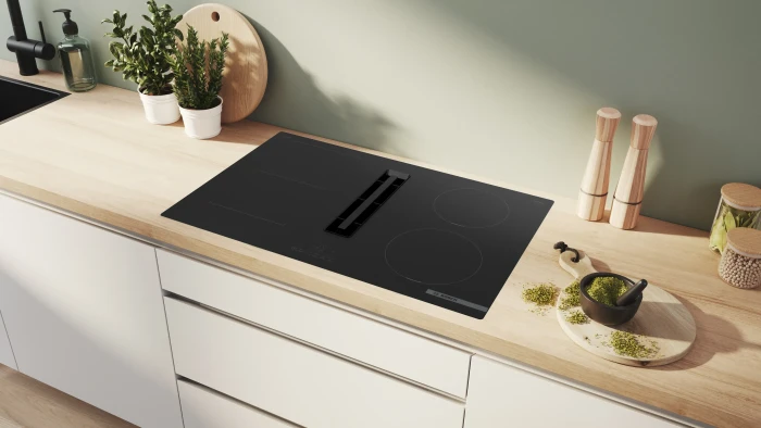 Bosch Serie 4 PVS801B16E Induktionskochfeld mit Kochfeldabzug autark