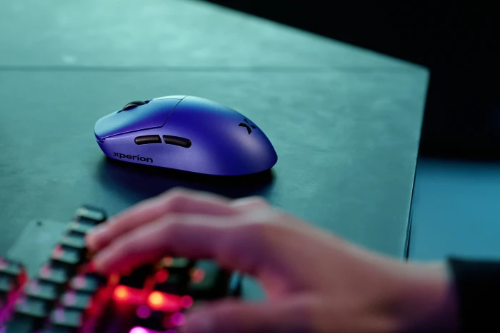 Xperion XP ONE Wireless E-Sport Gaming Mouse, blau, USB/Bluetooth