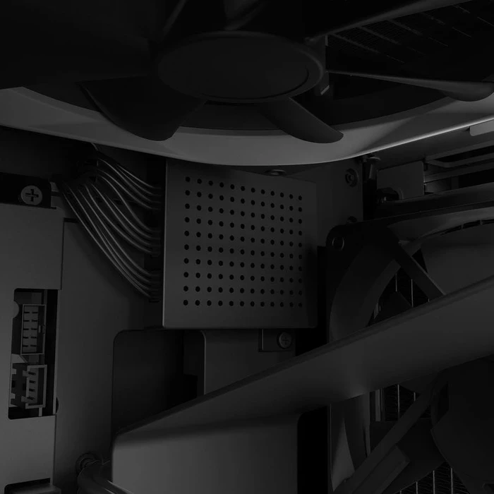 NZXT H700i schwarz, Glasfenster