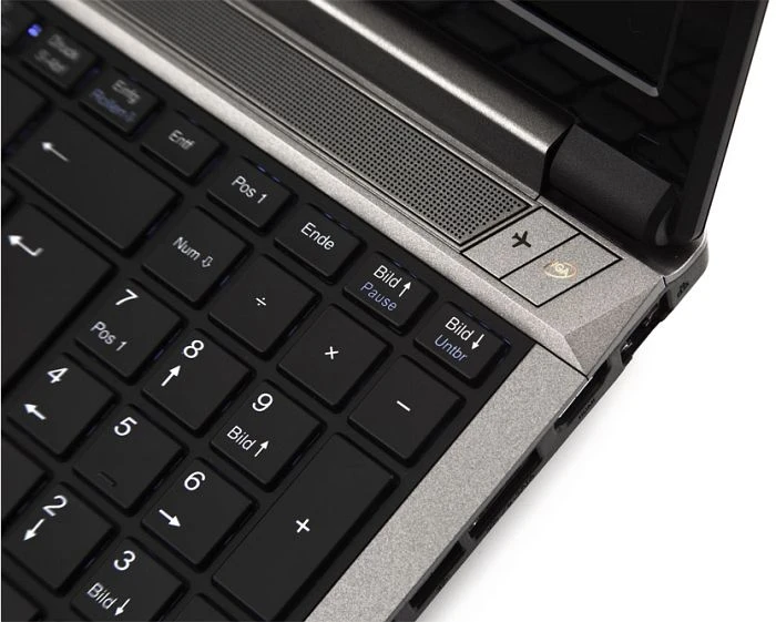 Schenker XMG A503-4AF, Core i5-4200M, 4GB RAM, 500GB HDD, GeForce GTX 765M, DE