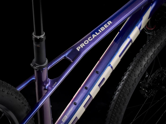 Trek Procaliber 9.5 Gen 3 purple flip/hex blue Modell 2025
